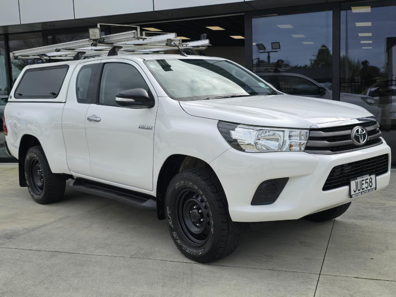 2016 Toyota Hilux