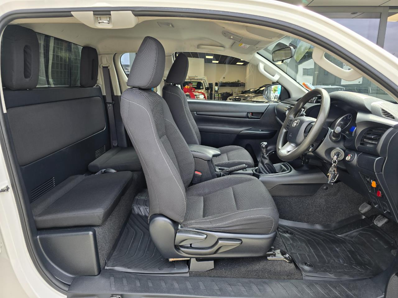 2016 Toyota Hilux