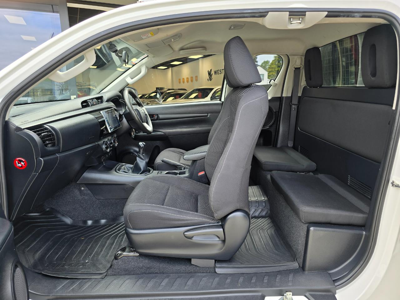 2016 Toyota Hilux