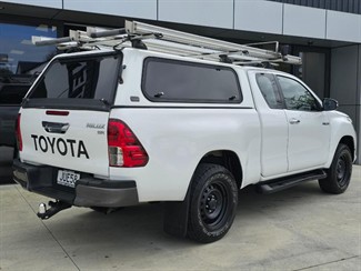 2016 Toyota Hilux - Thumbnail