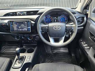 2019 Toyota Hilux - Thumbnail