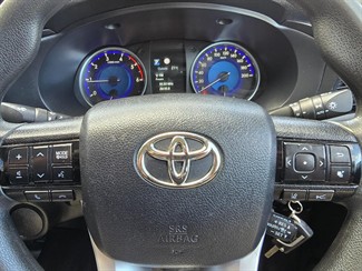 2019 Toyota Hilux - Thumbnail