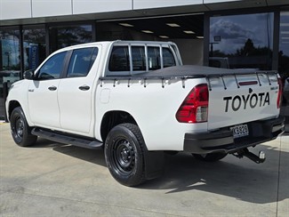2019 Toyota Hilux - Thumbnail