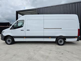 2022 Mercedes-Benz Sprinter - Thumbnail