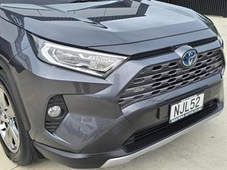 2021 Toyota Rav4 - Thumbnail