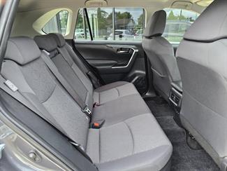 2021 Toyota Rav4 - Thumbnail