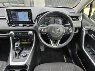 2021 Toyota Rav4 - Thumbnail