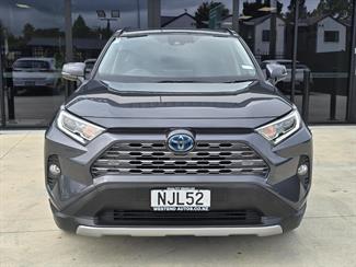 2021 Toyota Rav4 - Thumbnail