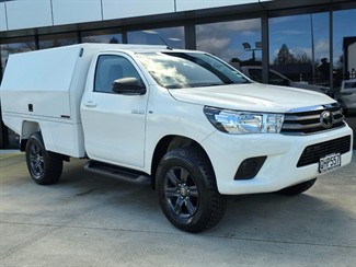 2023 Toyota Hilux - Thumbnail