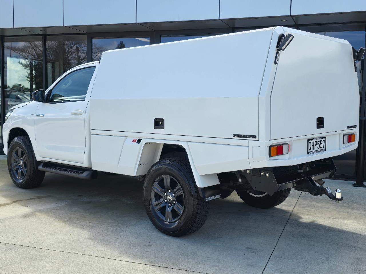 2023 Toyota Hilux
