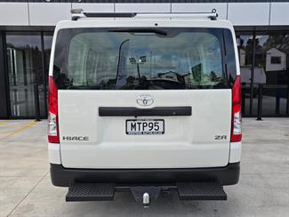 2020 Toyota Hiace - Thumbnail