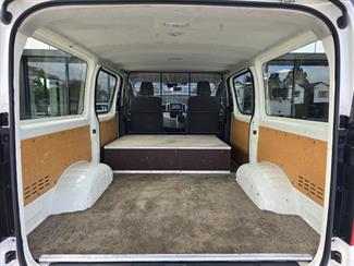 2020 Toyota Hiace - Thumbnail