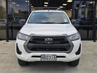 2020 Toyota Hilux - Thumbnail