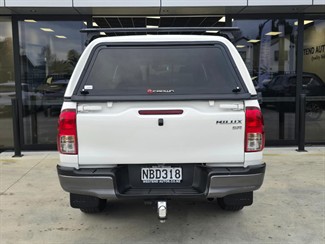 2020 Toyota Hilux - Thumbnail