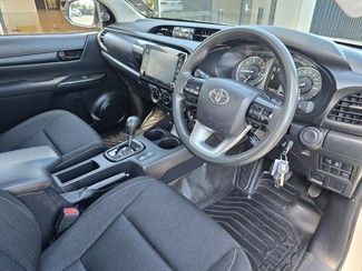 2021 Toyota Hilux - Thumbnail
