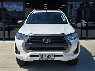 2021 Toyota Hilux - Thumbnail