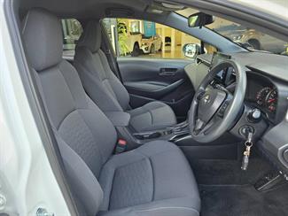 2019 Toyota Corolla - Thumbnail