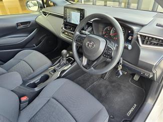 2019 Toyota Corolla - Thumbnail