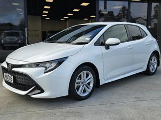 2019 Toyota Corolla - Thumbnail