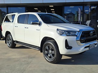 2021 Toyota Hilux - Thumbnail