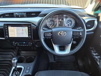 2021 Toyota Hilux - Thumbnail