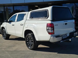 2020 Mitsubishi Triton - Thumbnail