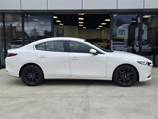 2021 Mazda 3 - Thumbnail