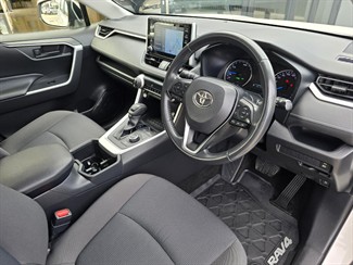 2022 Toyota Rav4 - Thumbnail
