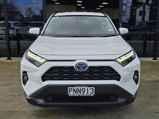 2022 Toyota Rav4 - Thumbnail