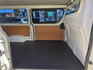 2016 Toyota Hiace - Thumbnail