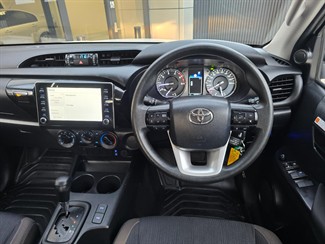 2022 Toyota Hilux - Thumbnail