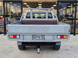 2022 Toyota Hilux - Thumbnail