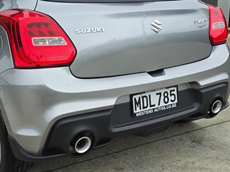 2019 Suzuki Swift - Thumbnail