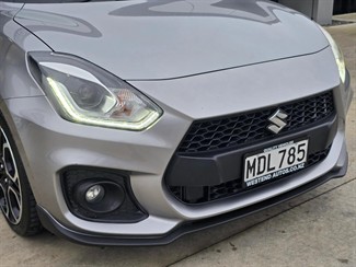 2019 Suzuki Swift - Thumbnail