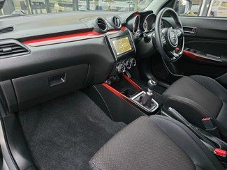 2019 Suzuki Swift - Thumbnail