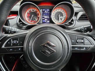 2019 Suzuki Swift - Thumbnail