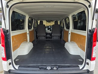 2020 Toyota Hiace - Thumbnail