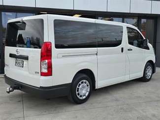 2020 Toyota Hiace - Thumbnail