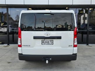 2020 Toyota Hiace - Thumbnail