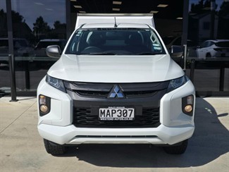 2019 Mitsubishi Triton - Thumbnail