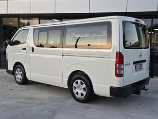 2016 Toyota Hiace - Thumbnail