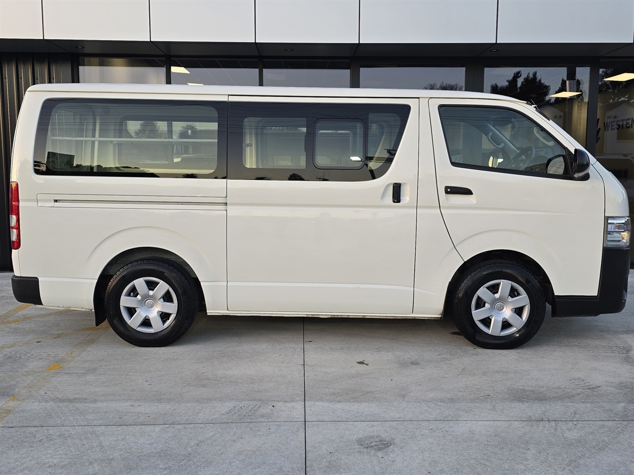 2016 Toyota Hiace