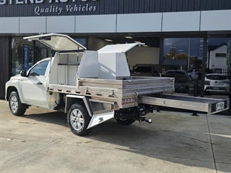2024 Mitsubishi Triton - Thumbnail