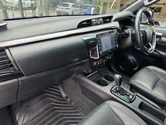 2023 Toyota Hilux - Thumbnail
