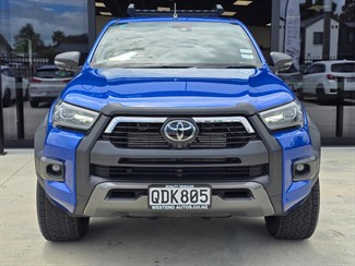 2023 Toyota Hilux - Thumbnail