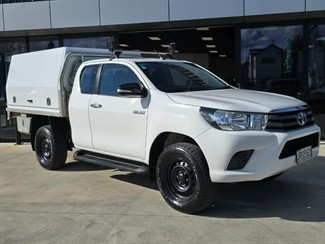 2016 Toyota Hilux - Thumbnail