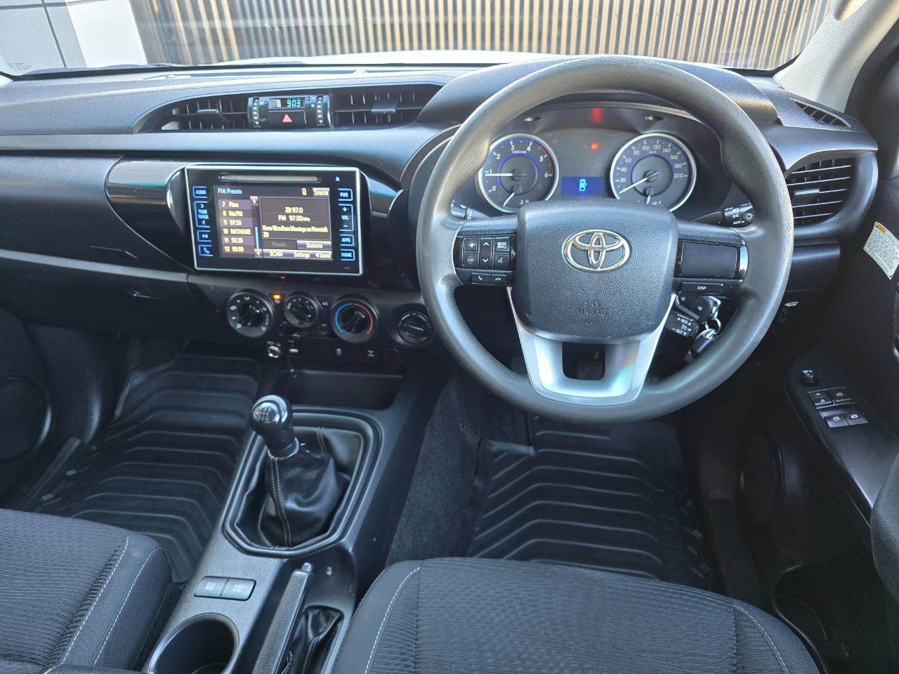 2016 Toyota Hilux