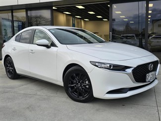 2024 Mazda 3 - Thumbnail