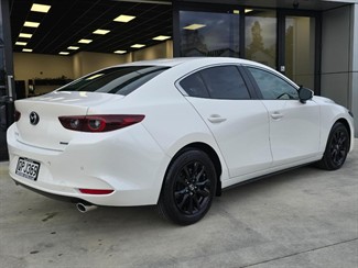 2024 Mazda 3 - Thumbnail