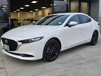 2024 Mazda 3 - Thumbnail